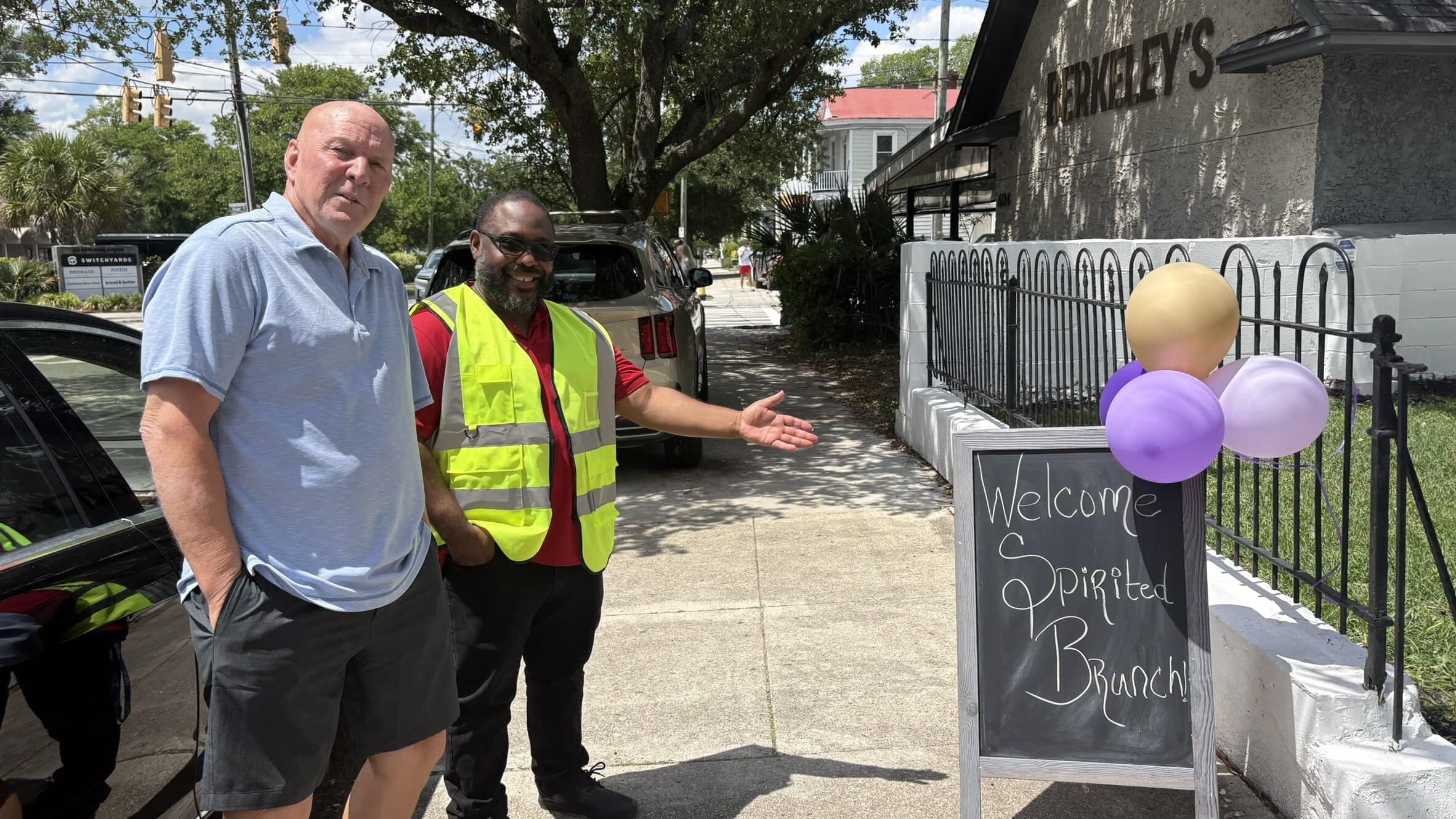 A Spirited Brunch tourgoer and St. Paul Missionary Baptist member volunteer/ Photos by Hanna Raskin